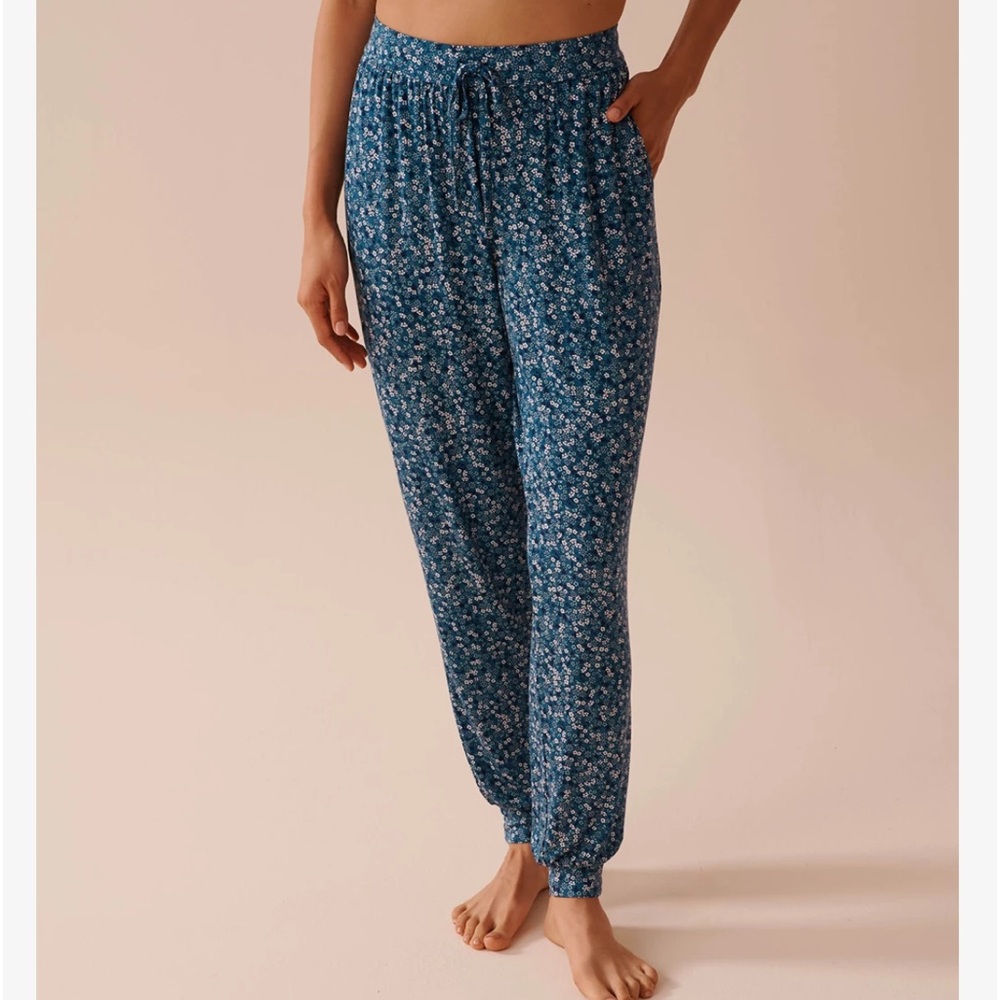 NWT La Vie En Rose Soft Jersey PJ Jogger Lounge Pants Small